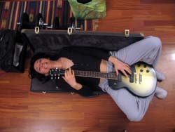 08 0315 una Chitarra